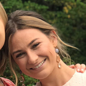 Meet your Posher, Carly